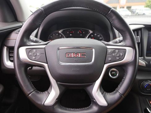 Used 2018 GMC Terrain SLE w/ Driver Convenience Package FWD image 10