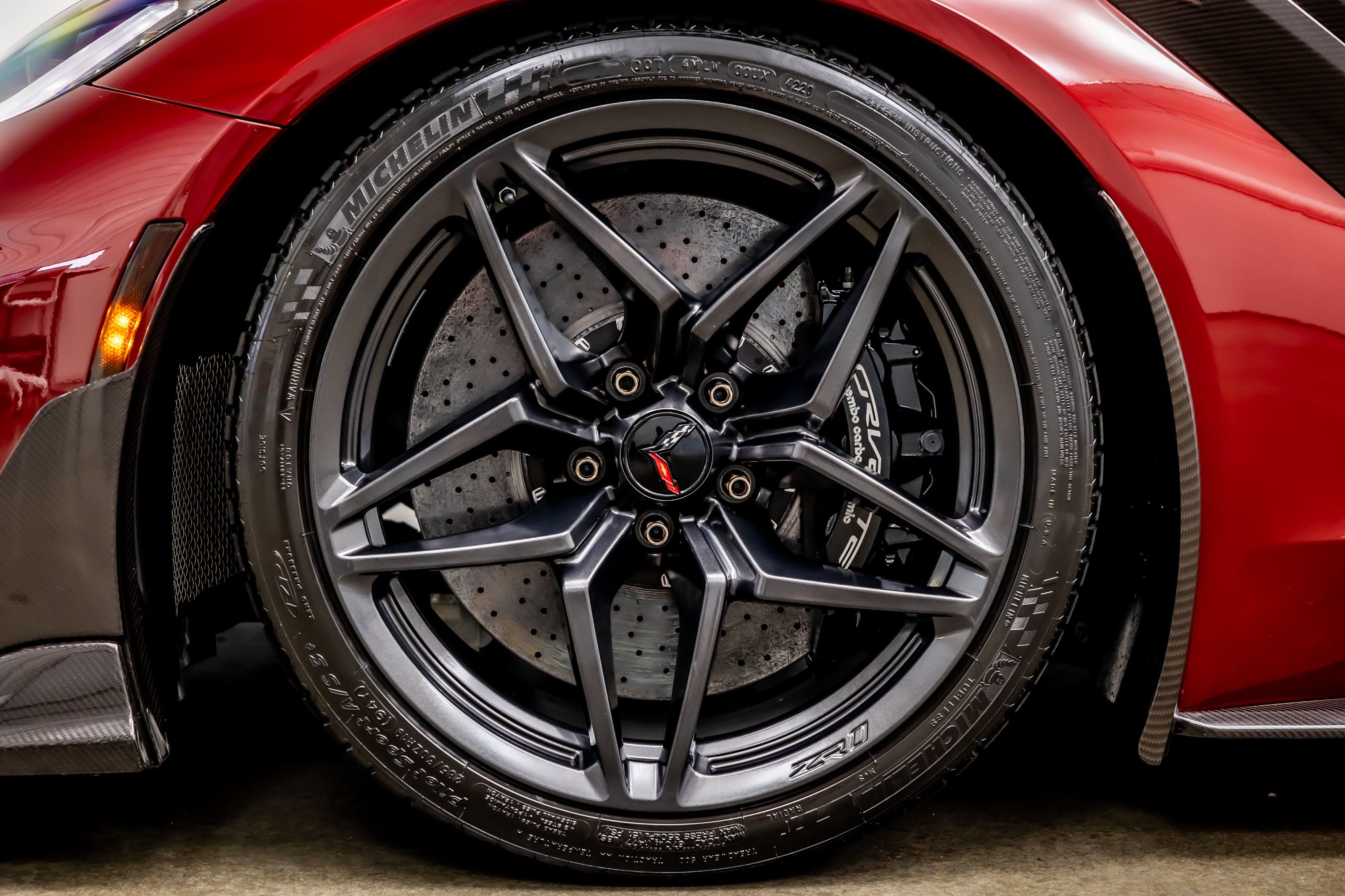 Used 2019 Chevrolet Corvette ZR1 RWD image 40