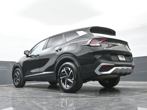 Used 2025 Kia Sportage LX image 34
