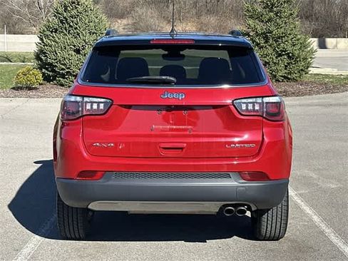 Used 2018 Jeep Compass Limited w/ Navigation Group image 4