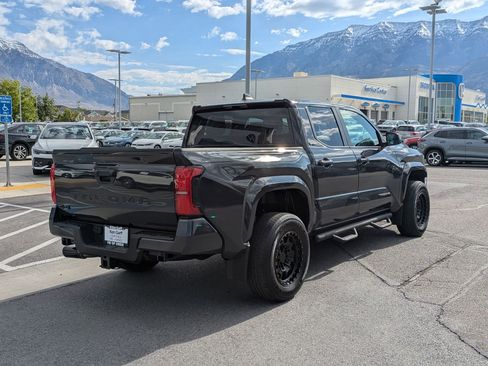 Used 2024 Toyota Tacoma SR5 AWD/4WD image 3