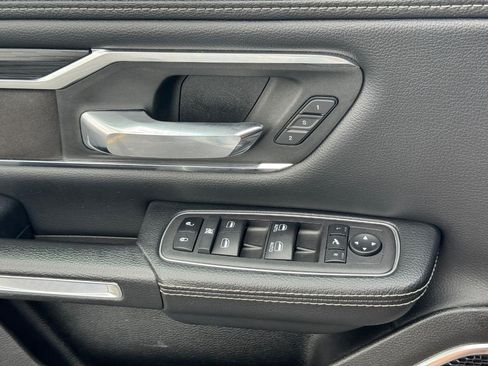 Used 2024 RAM 1500 Laramie RWD image 26