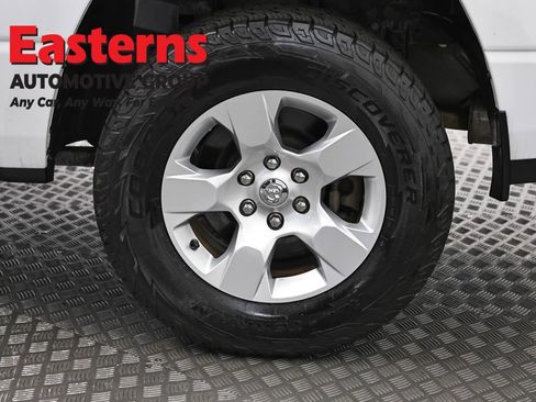 Used 2021 RAM 1500 Big Horn AWD/4WD image 32