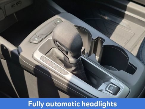 Used 2026 Chevrolet Trax LS w/ LS Convenience Package FWD image 21