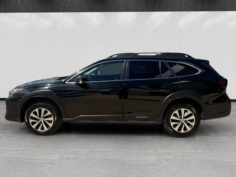Used 2023 Subaru Outback Premium AWD/4WD image 2