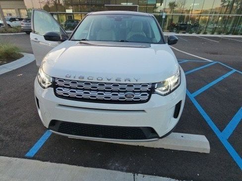 Used 2020 Land Rover Discovery Sport S image 2