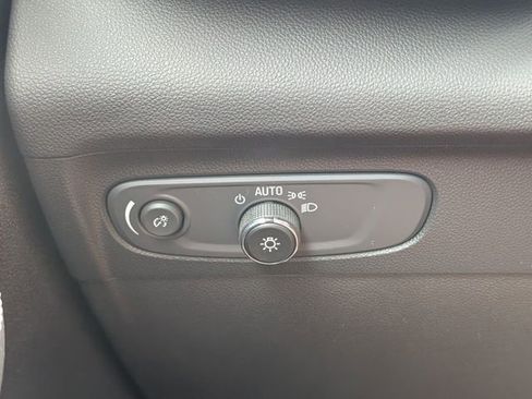 Certified 2023 Buick Envision Essence w/ Sport Touring Package FWD image 29