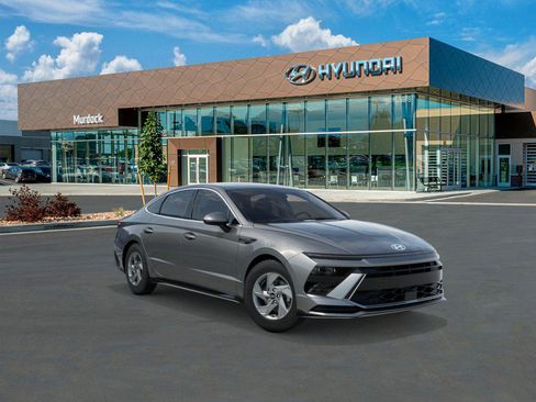 New 2026 Hyundai Sonata SE image 2