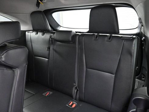 Used 2020 Toyota Highlander Limited image 32