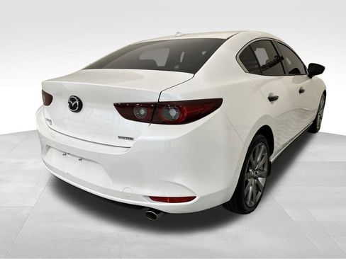 Used 2022 MAZDA MAZDA3 s image 5