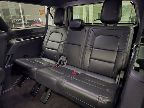 Used 2023 Lincoln Navigator L Reserve AWD/4WD image 35