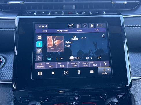 Used 2024 Jeep Grand Cherokee L Laredo image 10