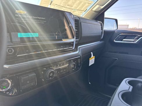 New 2026 Chevrolet Silverado 1500 LT w/ Safety Package AWD/4WD image 17