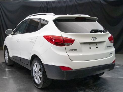 Used 2010 Hyundai Tucson GLS w/ Navigation Pkg 3 image 10