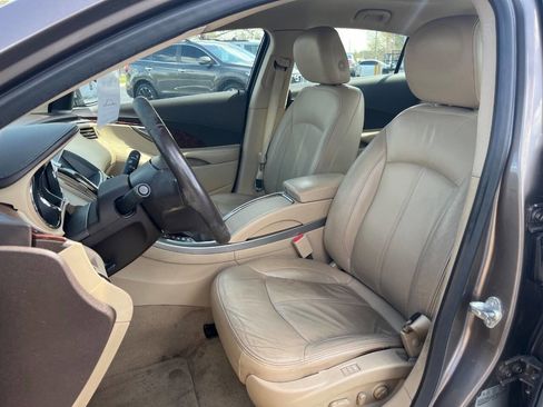 Used 2012 Buick LaCrosse Premium FWD image 12