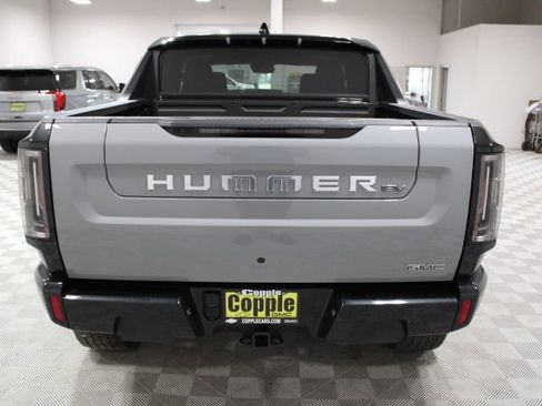 New 2025 GMC Hummer EV 2X image 10