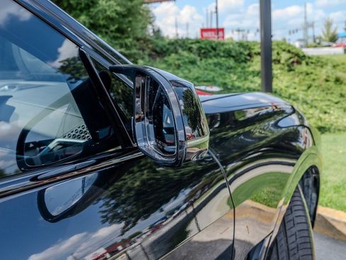 Used 2025 BMW X7 M60i image 31