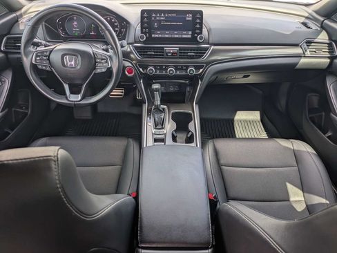 Used 2022 Honda Accord Sport image 2