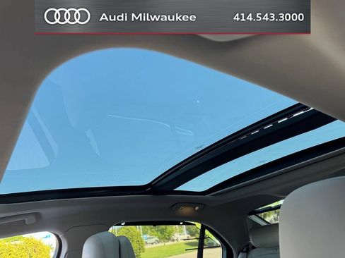 Used 2020 Lincoln Continental Reserve w/ Luxury Package AWD/4WD image 11