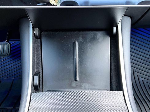 Used 2020 Tesla Model 3 Long Range image 17