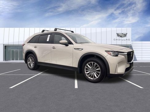 Used 2024 MAZDA CX-90 Plug-In Hybrid w/ Preferred AWD/4WD image 2