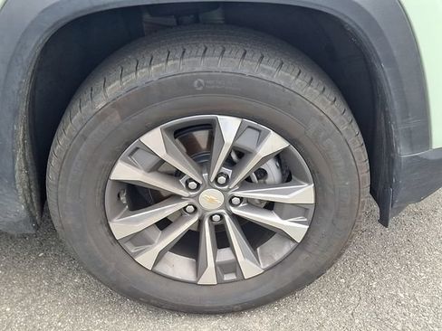 Used 2025 Chevrolet Equinox LT w/ Convenience Package II AWD/4WD image 5