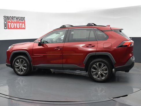 Used 2023 Toyota RAV4 XLE Premium image 2