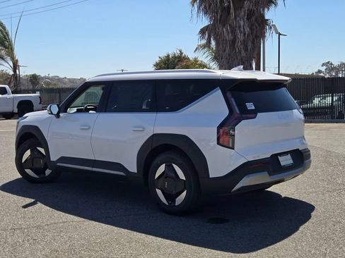 New 2026 Kia EV9 Wind AWD/4WD image 22