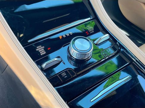 Certified 2024 Jeep Grand Cherokee L Summit image 17