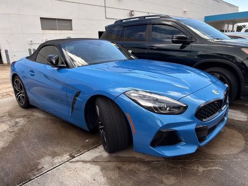 Used 2022 BMW Z4 M40i w/ Premium Package RWD image 4