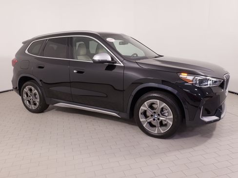 Used 2024 BMW X1 xDrive28i w/ Convenience Package AWD/4WD image 9