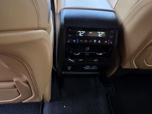 Used 2022 Jeep Grand Cherokee L Summit AWD/4WD image 12