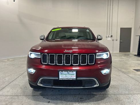 Used 2019 Jeep Grand Cherokee Limited w/ Luxury Group II image 3