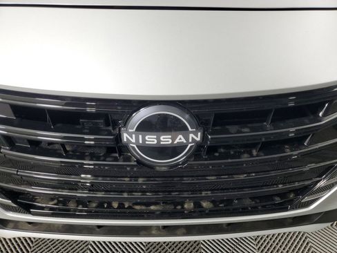 New 2025 Nissan Versa SV w/ Trunk Package image 10