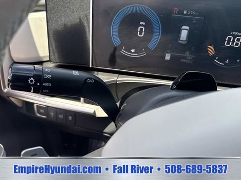 Used 2026 Hyundai Santa Fe SEL AWD/4WD image 30