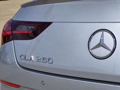 Certified 2025 Mercedes-Benz CLA 250 image 11