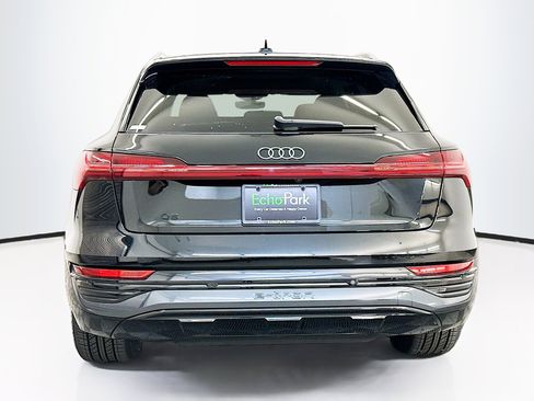 Used 2024 Audi Q8 e-tron Premium Plus w/ Premium Plus Package AWD/4WD image 7