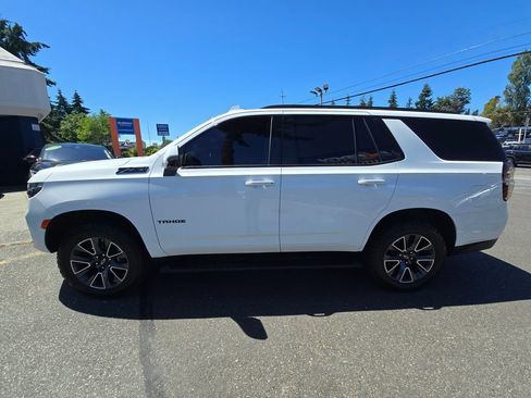 Used 2021 Chevrolet Tahoe Z71 w/ Luxury Package AWD/4WD image 4