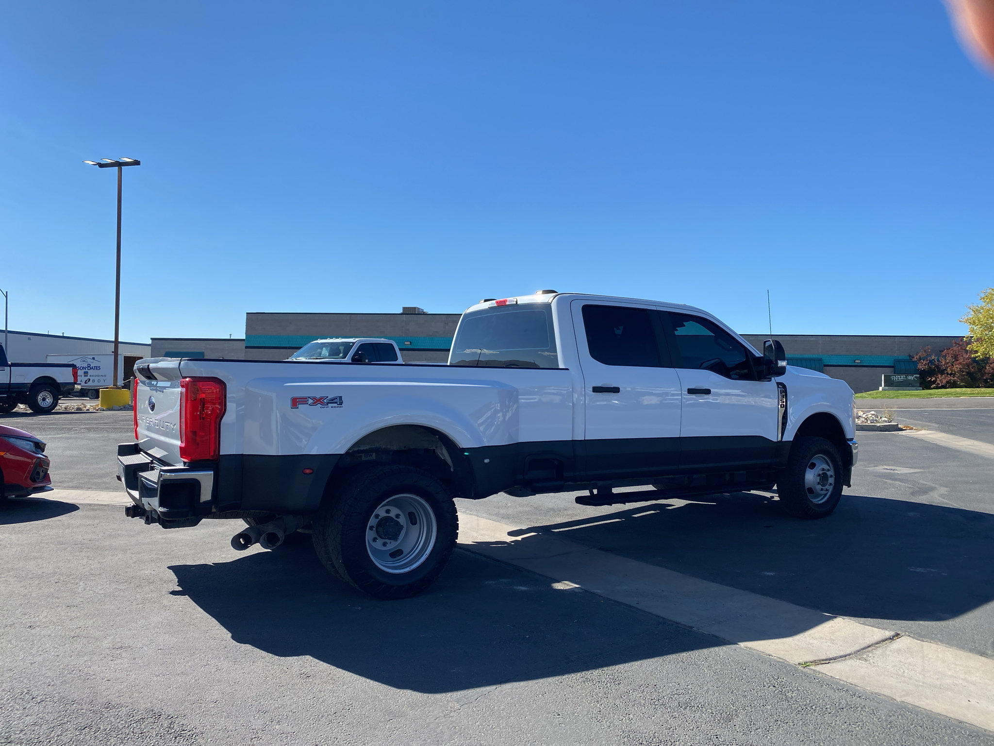 Used 2023 Ford F350 XL w/ FX4 Off-Road Package AWD/4WD image 22