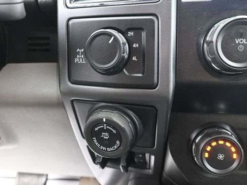 Used 2019 Ford F150 XLT w/ Equipment Group 302A Luxury image 22