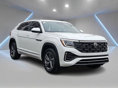 Certified 2024 Volkswagen Atlas Cross Sport SEL R-Line image 3