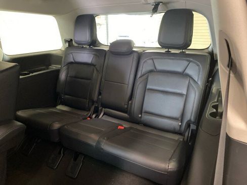 New 2026 Lincoln Navigator Premiere image 20