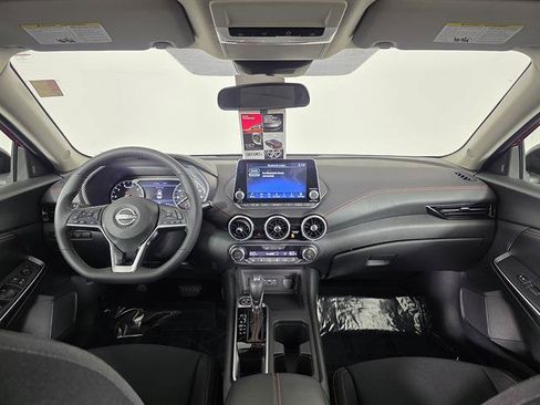 Used 2024 Nissan Sentra SR FWD image 27