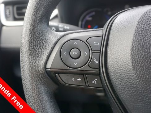 Certified 2025 Toyota RAV4 LE AWD/4WD image 4