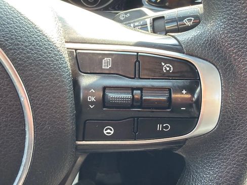 Used 2021 Kia K5 LXS FWD image 11
