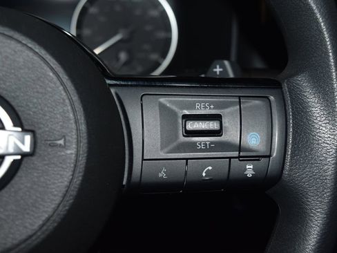 Certified 2023 Nissan Rogue SV image 8