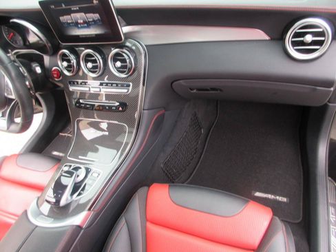 Used 2019 Mercedes-Benz GLC 63 AMG 4MATIC image 29