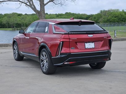 New 2026 Cadillac Lyriq Luxury w/ LPO, Floor Liner Package