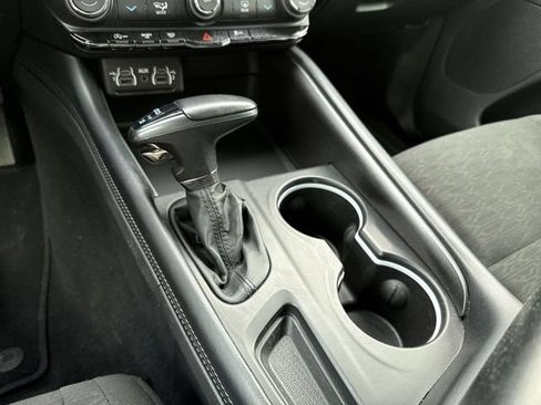 Used 2024 Dodge Durango SXT w/ 3rd Row Seating Group AWD/4WD image 19