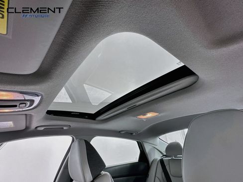 New 2026 Hyundai Elantra Limited FWD image 22